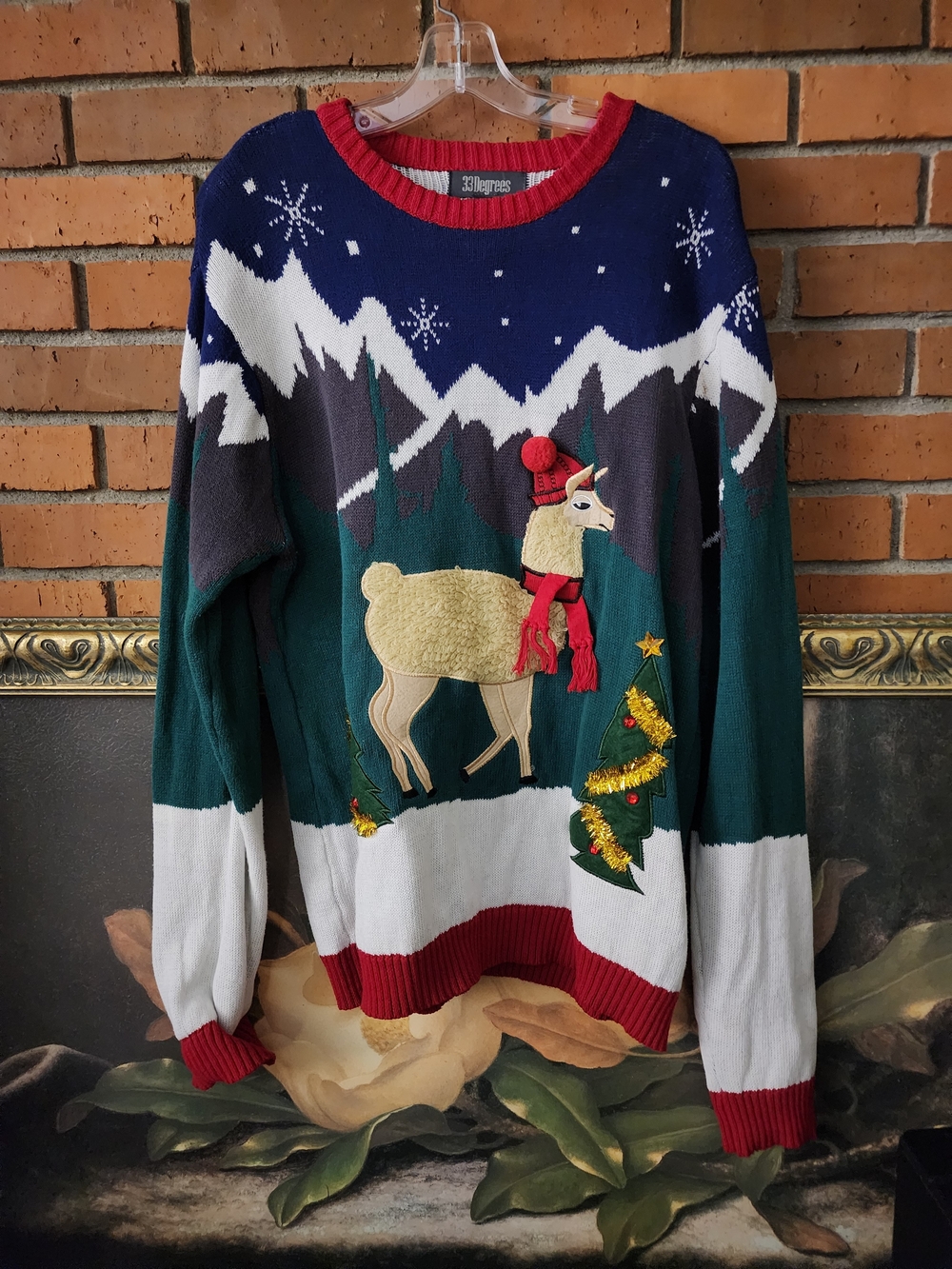 32 Degrees Women's Green Holiday Llama Sweater Medium